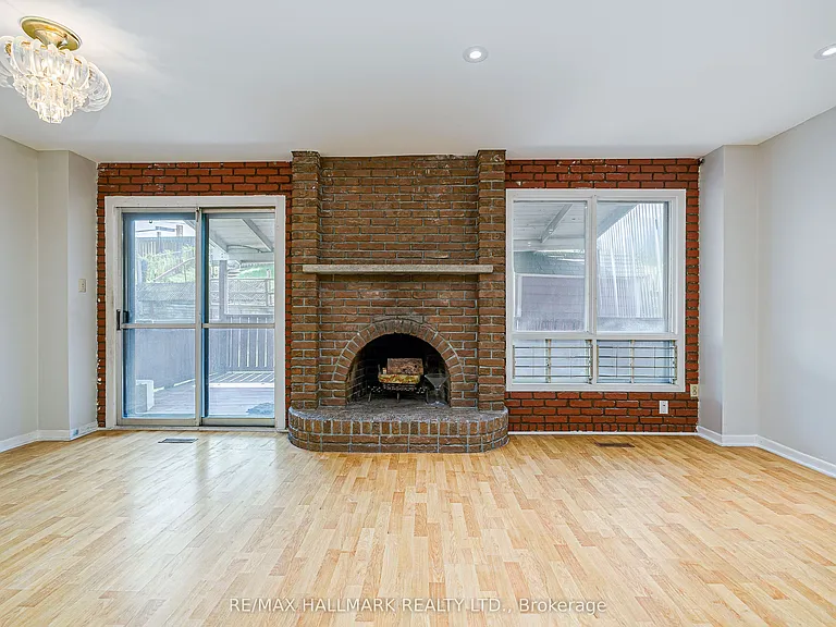 27 Keyworth Trl #UPPER — Photo 12