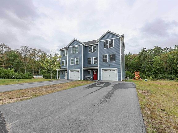 2nd image of 19 Waterford Dr