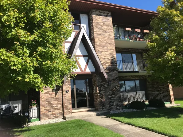 4848 W 122nd St APT 2E, Alsip, IL 60803