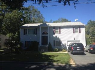 690 Valentine St, Fall River, MA 02720