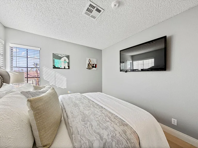 449 Rutherford Cir — Photo 28