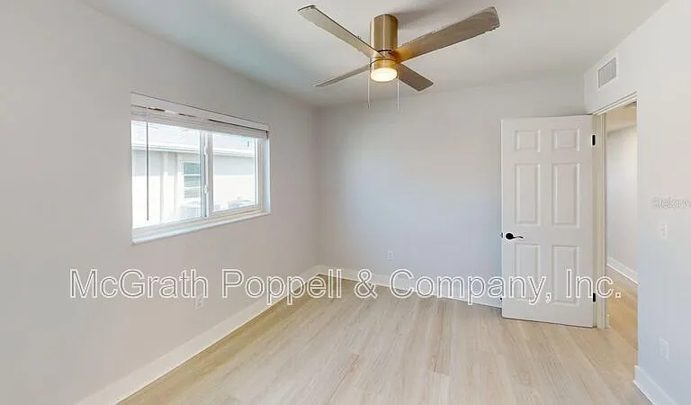500 129th Ave E #1 — Photo 15