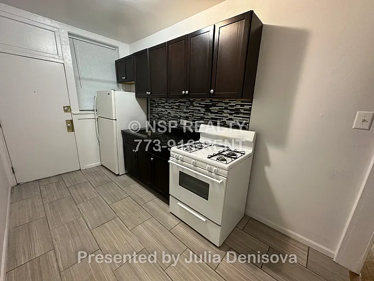 5670 N Ridge Ave #A — Photo 2