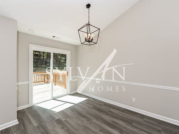 4th image of 1607 Windy Hill Pl SE