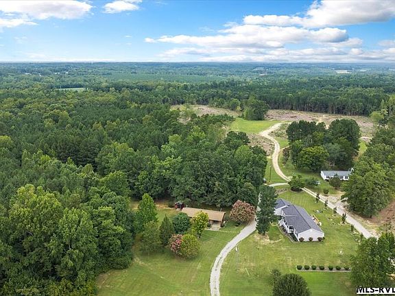 3rd image of 169 Engle Rd