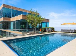 50005 High Point Ln, Grand Beach, MI 49117