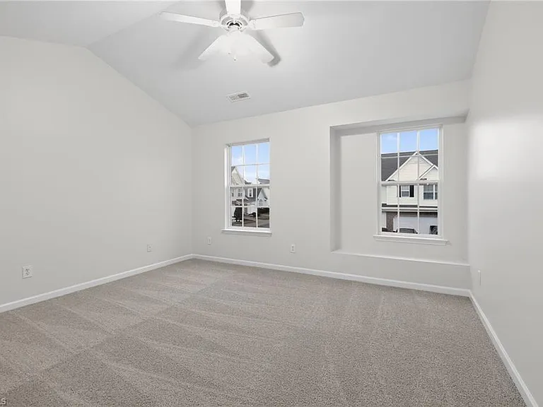 213 Nighthawk Pl — Photo 11
