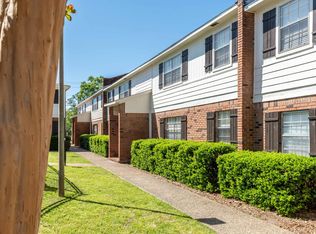 3319 W 4th St #209, Hattiesburg, MS 39401