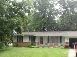 3795 Greentree Rd, Stow, OH 44224