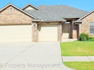 3404 Ashton Dr, Moore, OK 73160