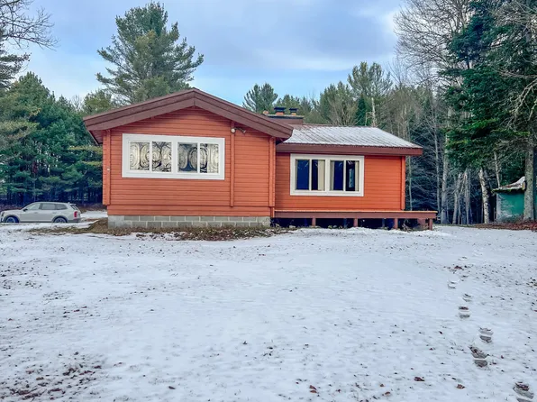 130 Mill Pond Rd, Lake Clear, NY 12945