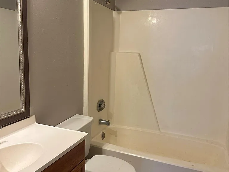 10104 Waterstone Dr — Photo 10