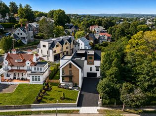 65 Commonwealth Ave, Chestnut Hill, MA 02467