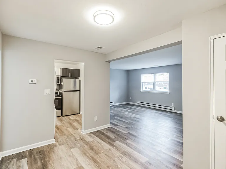 Miry Run Apartments — Photo 5
