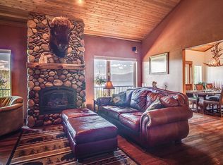 747 W Garfield Bay Rd, Sagle, ID 83860