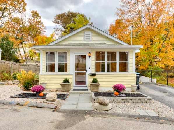 20 Alpine Trl, Auburn, MA 01501