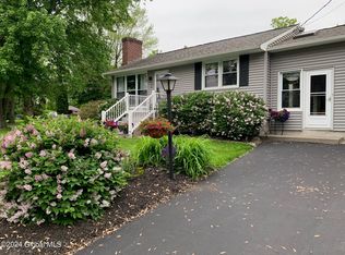 2 Hoyt Ave, Glenmont, NY 12077