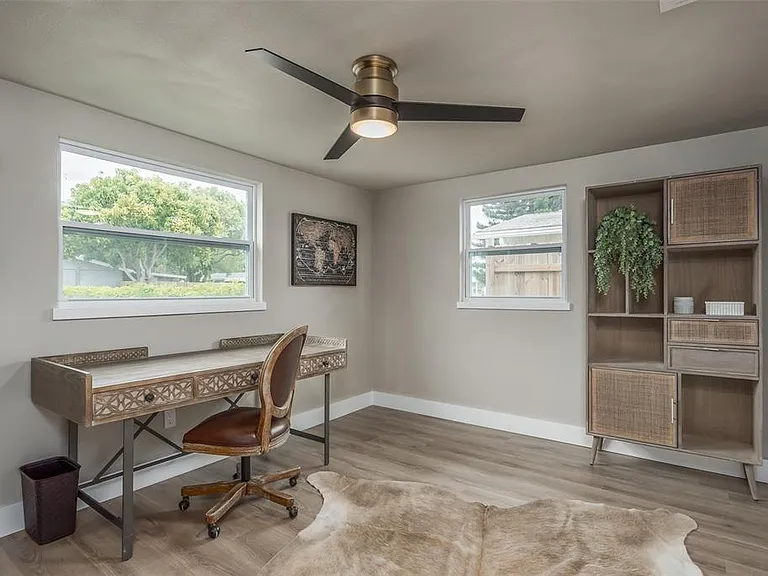 4036 Sunray Dr — Photo 22