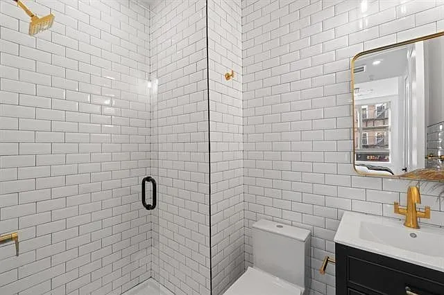 491 Broadway #202 — Photo 7