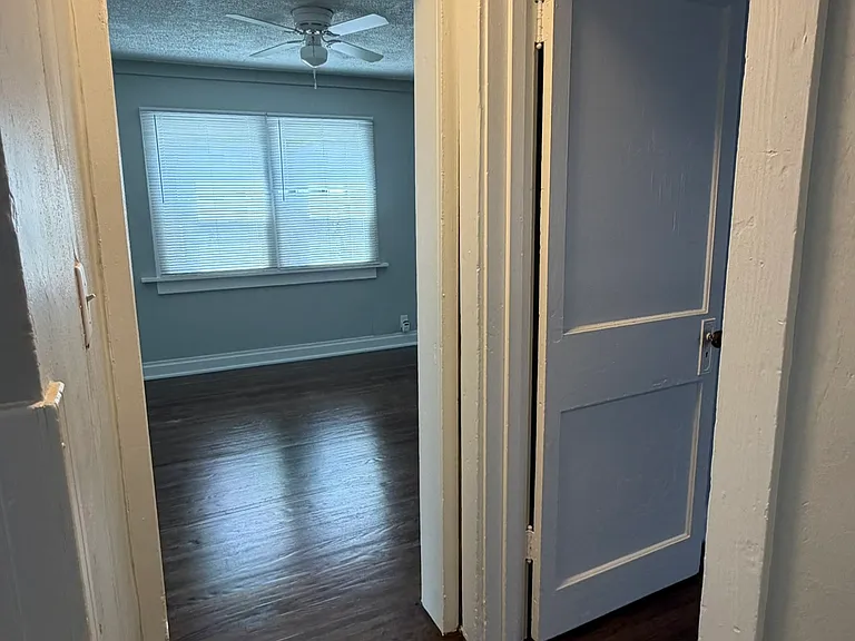 4815 Lexington Blvd — Photo 28