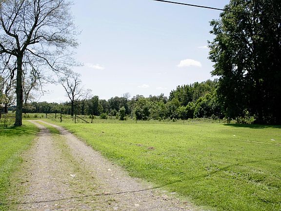 2nd image of 4753 County Road 4160