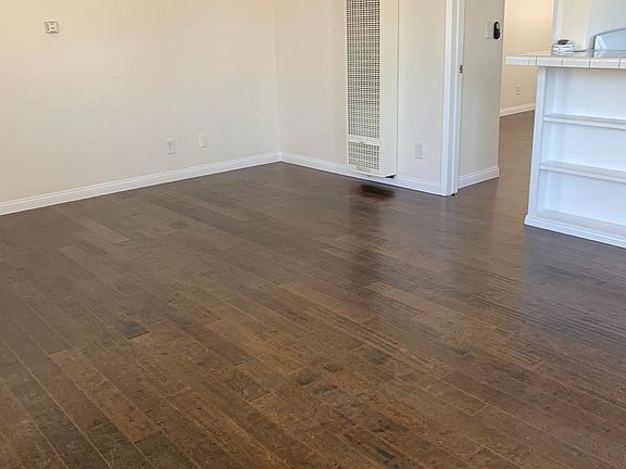 5th image of 13320 Woodbridge St #20