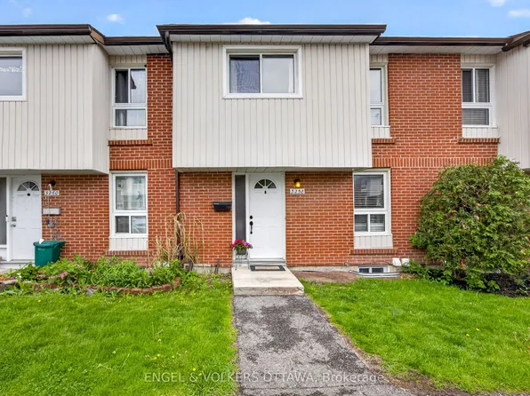 3258 Bannon Way #60, Ottawa, ON K1T 1T3