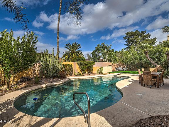 3rd image of 8726 E SAN BRUNO Drive