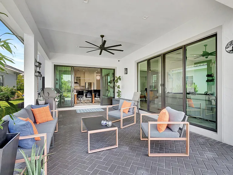 2828 Gin Berry Way — Photo 34
