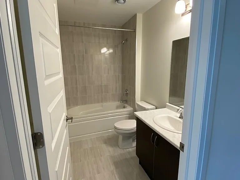 128 Grovewood Cmn — Photo 9