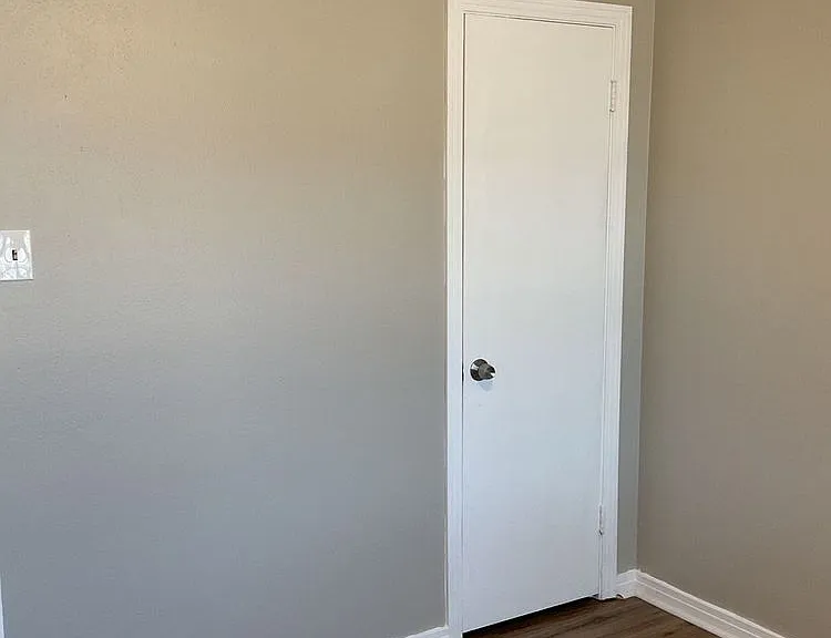 920 Fannin Loop — Photo 18