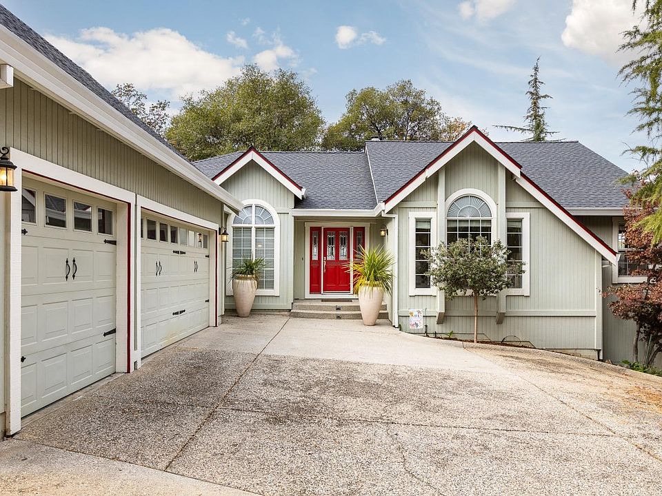 1st image of 13134 Lake Wildwood Dr