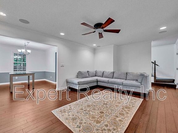 4th image of 5501 Heath Row Dr