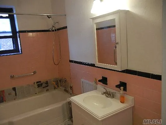 Sold by Douglas Elliman | media 24