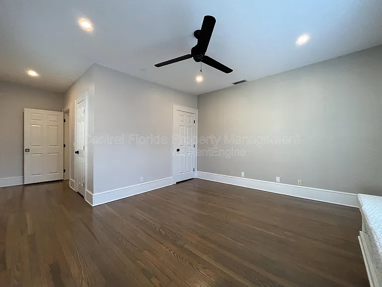 1509 E Jefferson St #X — Photo 34
