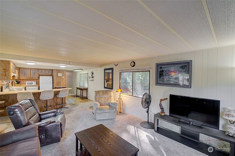 5th image of 27529 U Street