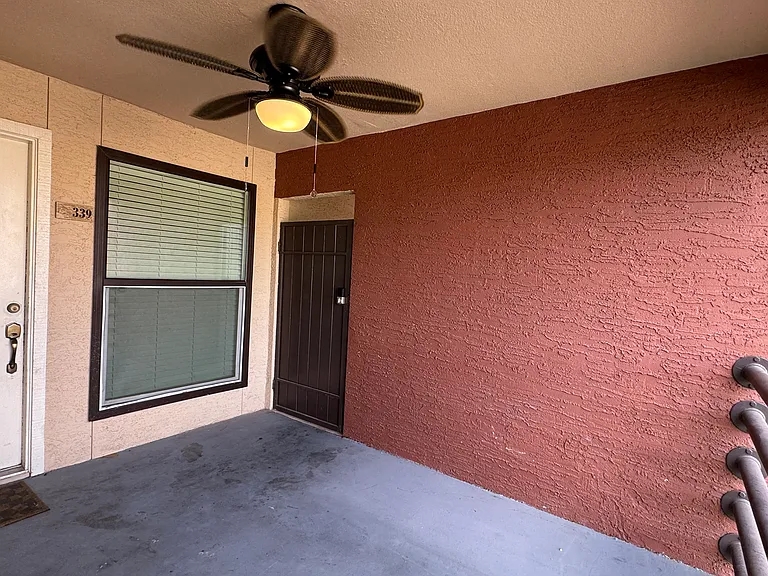 Private balcony entrance