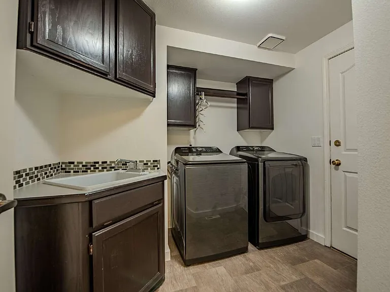 5643 N Citadel Way — Photo 13