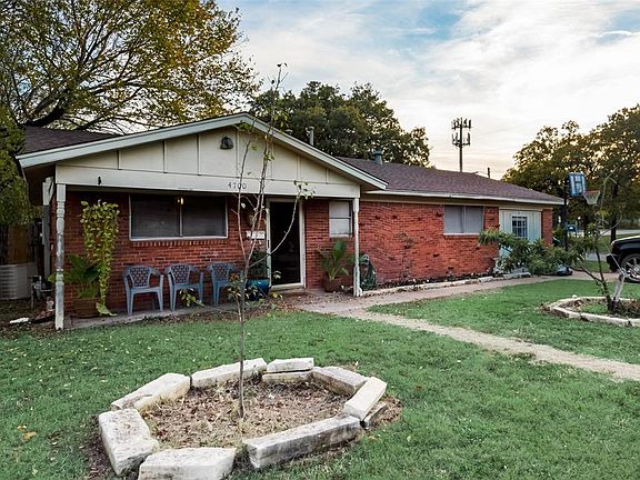3rd image of 4700 Melinda Dr