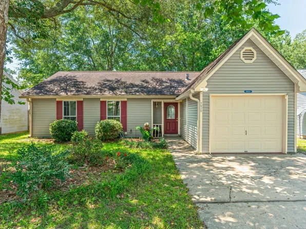 3026 Blue Pine Ln, Niceville, FL 32578