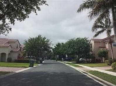 4th image of 1921 NW 74th Way