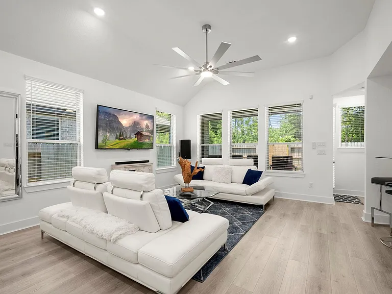 13035 Wandering Ridge Ln — Photo 8