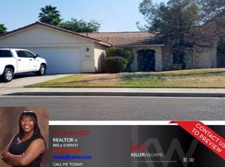 879 E Palm Dr, Hanford, CA 93230