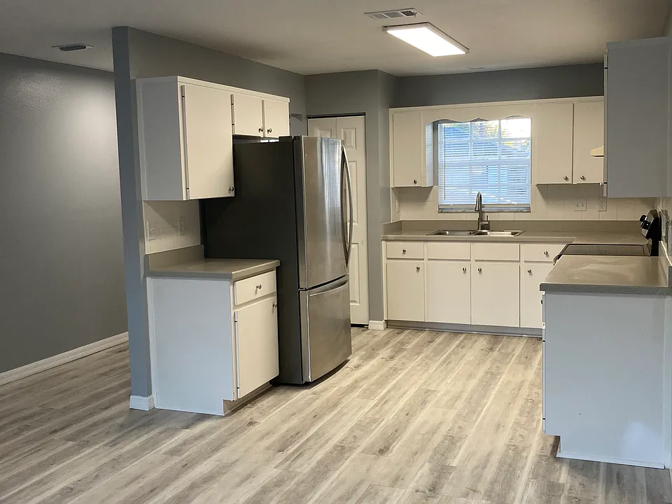 2615 India Palm Dr #2