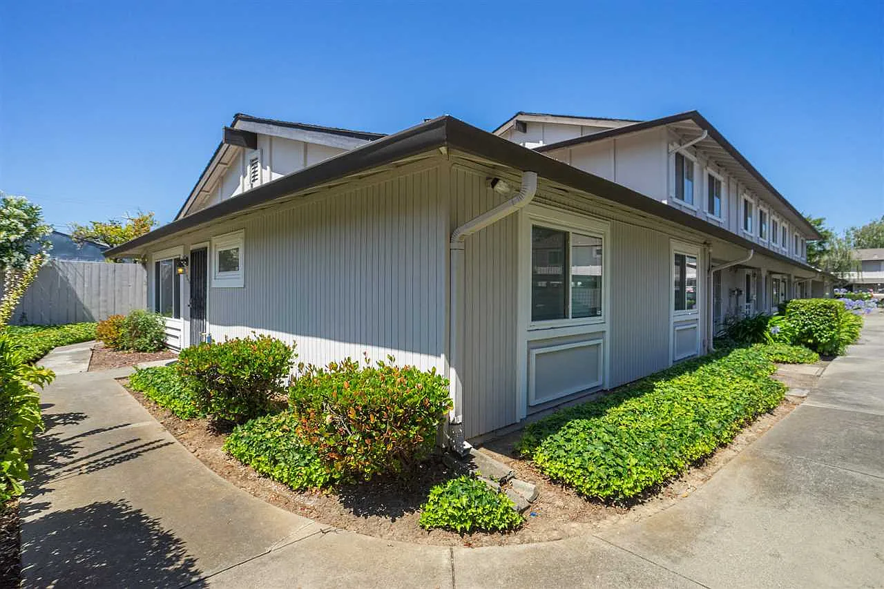 35159 Lido Blvd photo 1