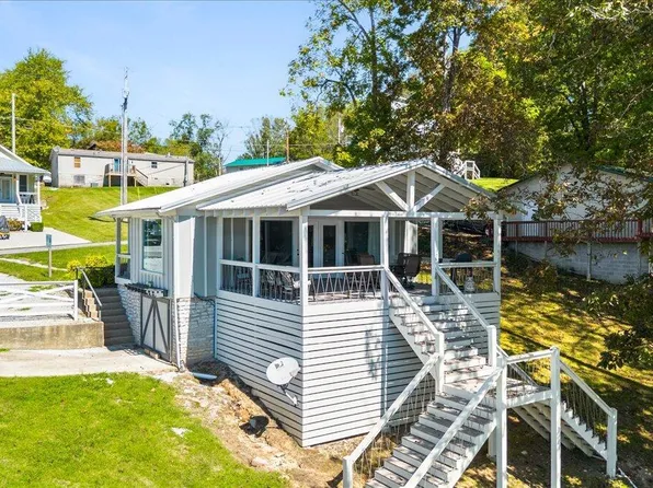758 Indian River Boat Dock Rd, Jacksboro, TN 37757