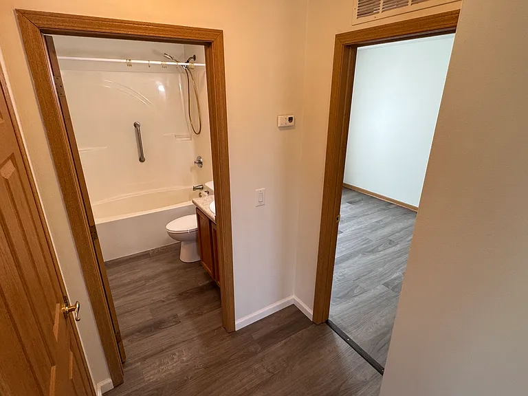 730 Elm St #730 — Photo 18