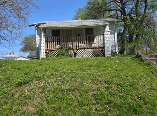 830 E Rogers Ave, Decatur, IL 62521