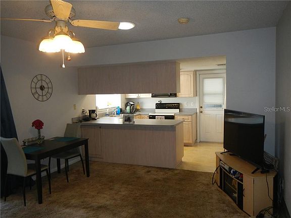 3rd image of 14046 Briardale Ln