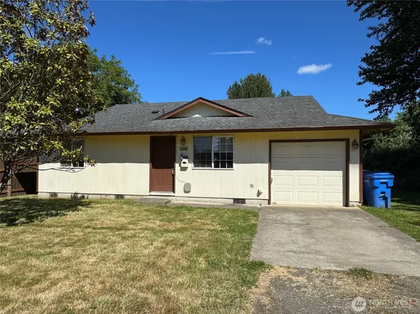 1108 S 11th Avenue, Kelso, WA 98626